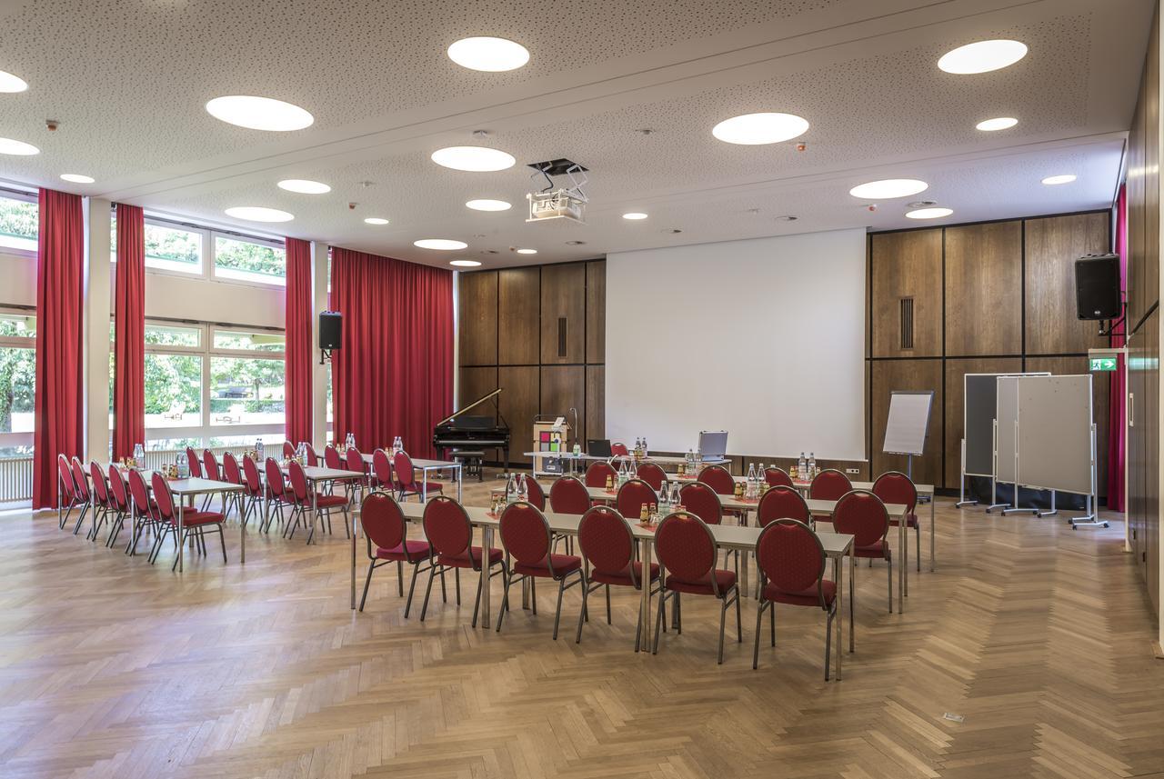Kloster Neustadt Neustadt an der Weinstraße Esterno foto